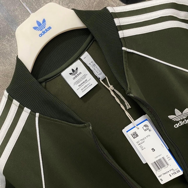 Bộ Quần Áo Bomber Unisex Nam Nữ Adidas SST Track Jacket Xanh Rêu