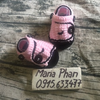 Giày len mẫu hồng đen xinh cho bé