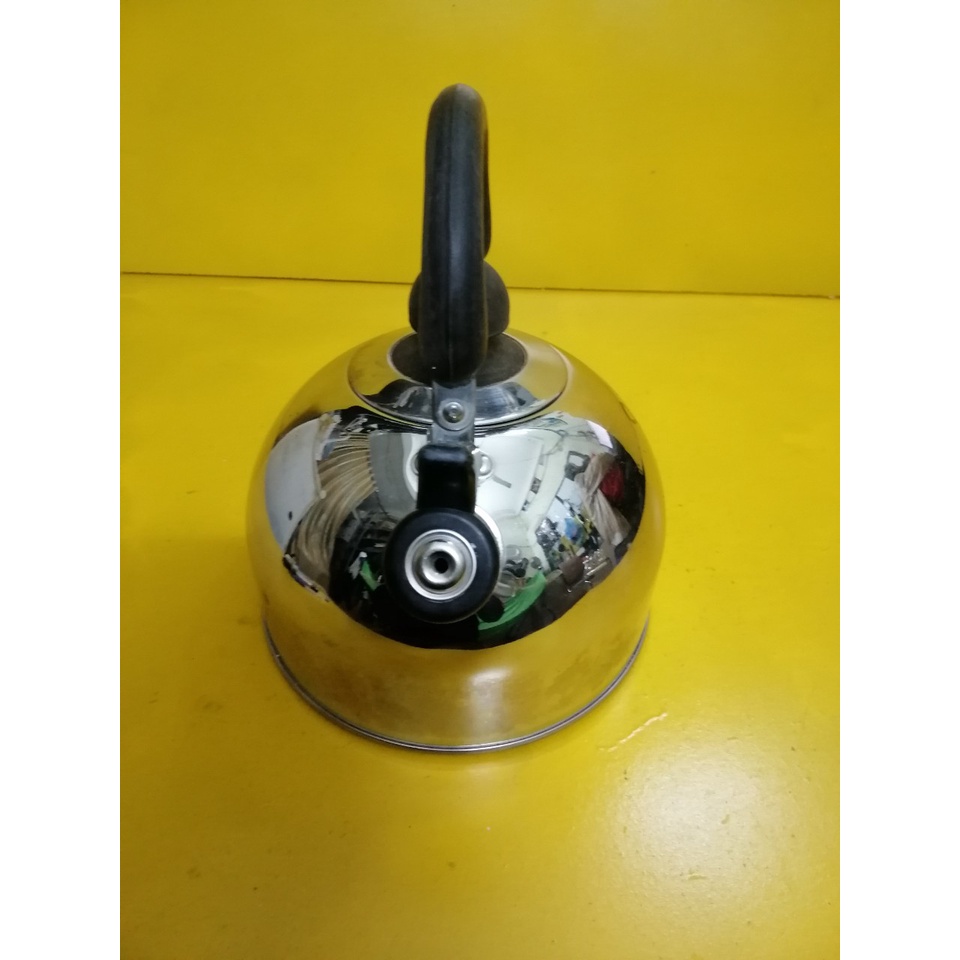 Ấm inox có còi hú nội địa Nhật (2.5L) (mã 858), Dùng được bếp từ