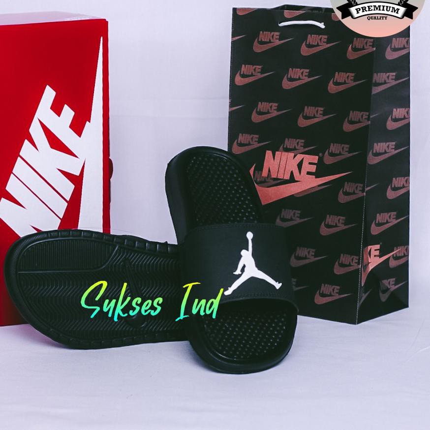 Giày Sandal Nike Thời Trang Năng Động Cho Nam Nữ