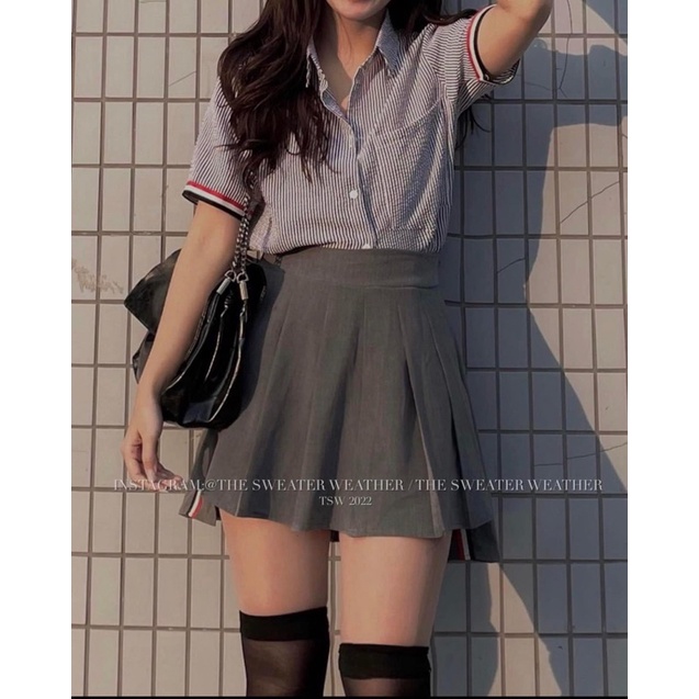Set bộ Thomb chân váy xoè áo sơ mi, Set đồ nữ hoạ tiết kẻ sọc phong cách Hàn Quốc