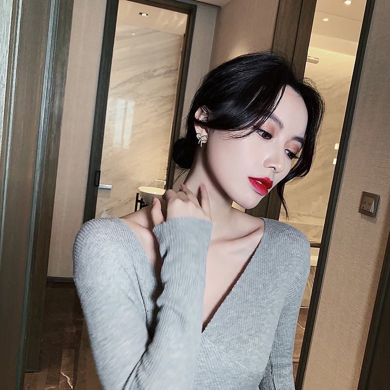 Bông Tai Hình Nơ Nhỏ Đơn Giản Dễ Phối Đồ Phong Cách Hàn Quốc Dễ Thương