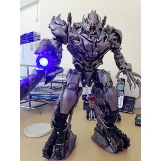 [Ảnh thật] Mô hình Transformer Megatron robot chính hãng Black Mamba LS 06