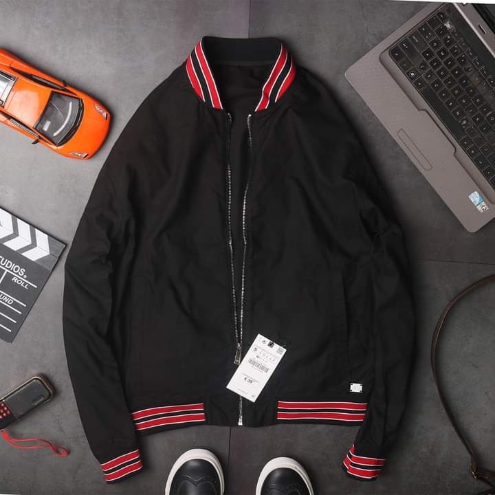 Bomber chất liệu vải oxford phối viền cổ trẻ trung