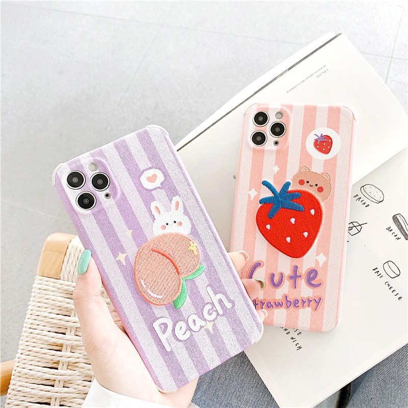 Ốp lưng iphone Đào Dâu thêu viền chống va đập 5/5s/6/6plus/6s/6splus/7/7plus/8/8plus/x/xr/xs/11/12/pro/max/plus/promax | BigBuy360 - bigbuy360.vn