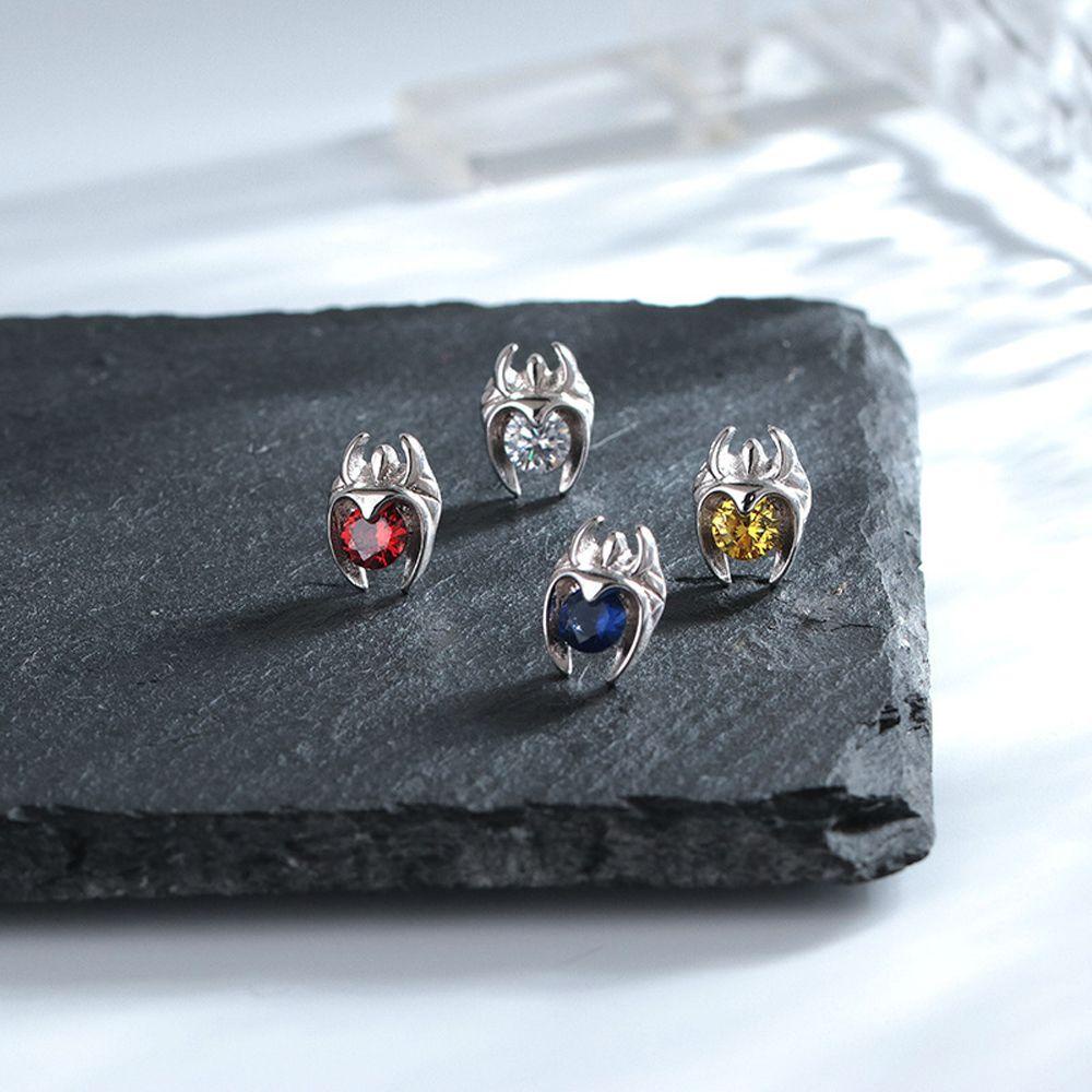 Khuyên Tai Dáng Dài Hình Dơi Phong Cách Punk Cá Tính Cho Nam Nữ