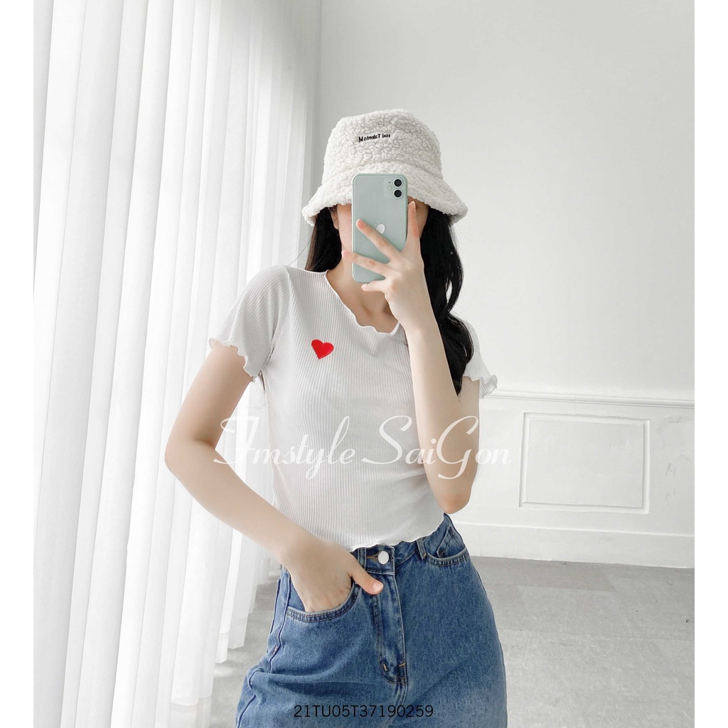 Áo thun tay ngắn VM STYLE THÊU TIM ulzzang thời trang nữ 22ATU03T370307