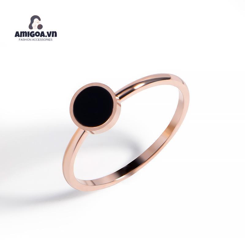 ✨✨Nhẫn Thép Titan Màu Đen Bóng Không Phai Màu Đơn Giản Phóng Khoáng Không Phai Khi Đi Du Lịch