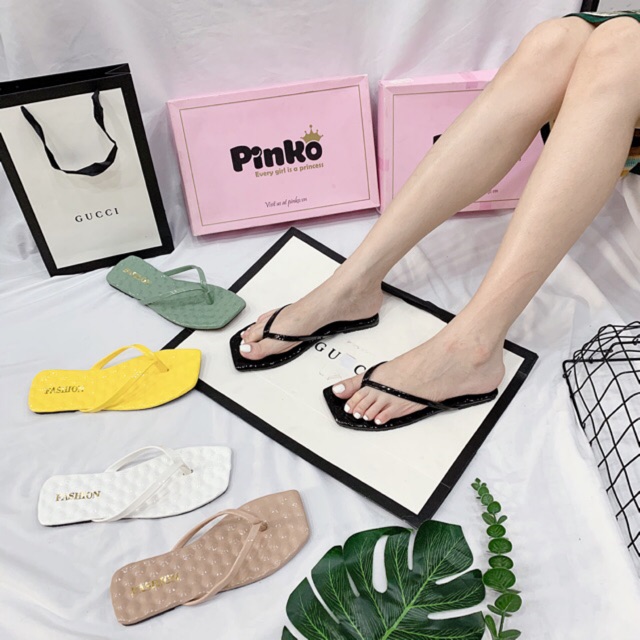 Dép kẹp dây đế hạt matxa chân