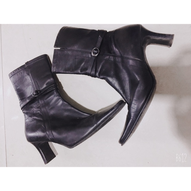 Boot bốt da thật sz35-36