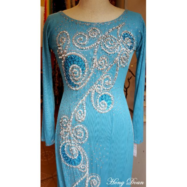Áo dài size L thiết kế đính kết cầu kỳ, vải co giãn - Quần vải lụa hoặc phi Thái Tuấn cao cấp