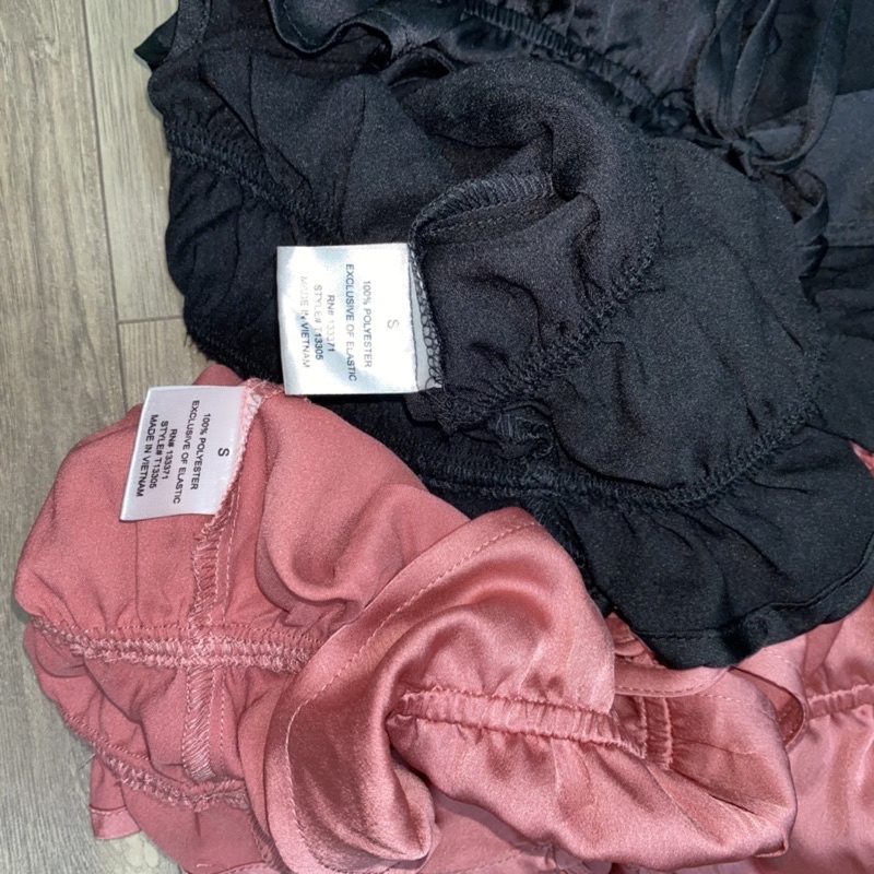 Áo Croptop Cột Dây F.21 VNXK