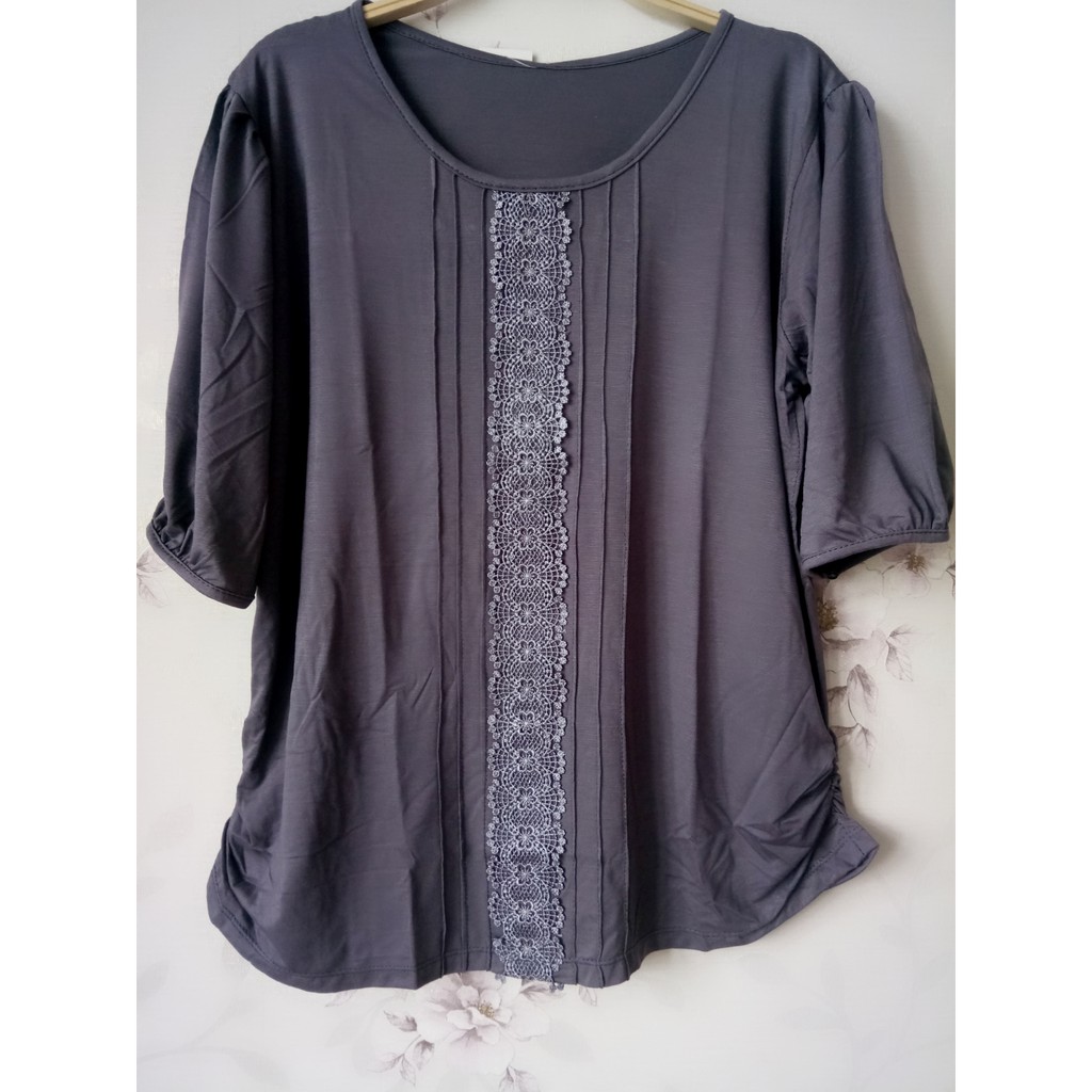 Áo trung niên ren đính giữa áo - TL28