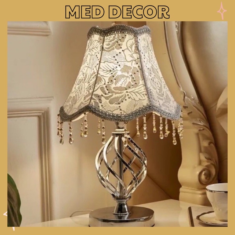 Đèn Ngủ Để Bàn Đế Kim Loại, Phong Cách Cổ Điển