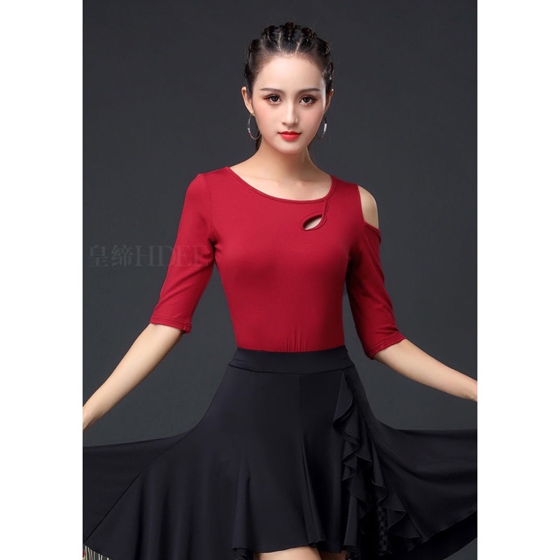 Áo thun nữ khiêu vũ