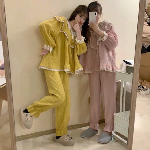 Bộ ngủ công túa