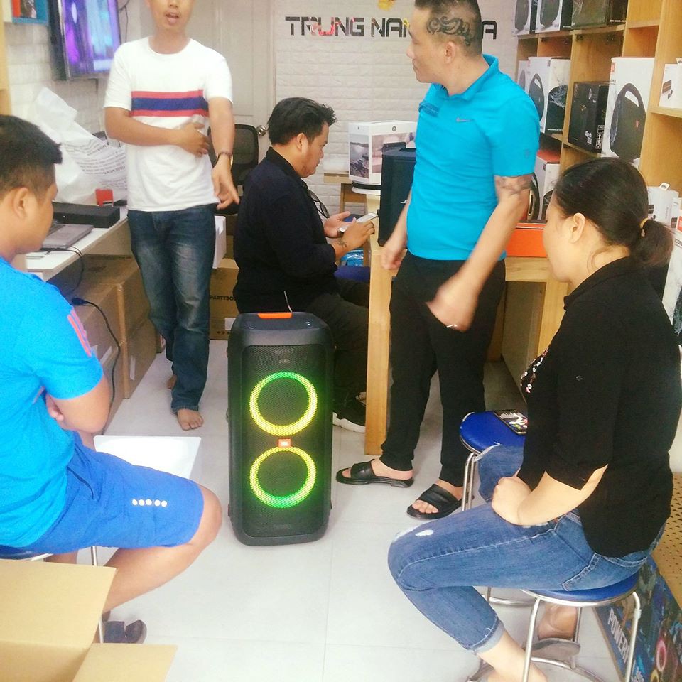Loa JBL Partybox 100 PGI chính hãng.