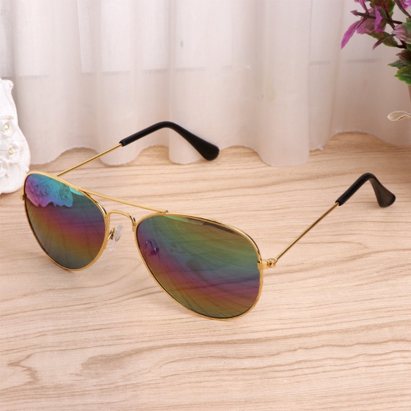 Kính mát chống tia UV cho trẻ em