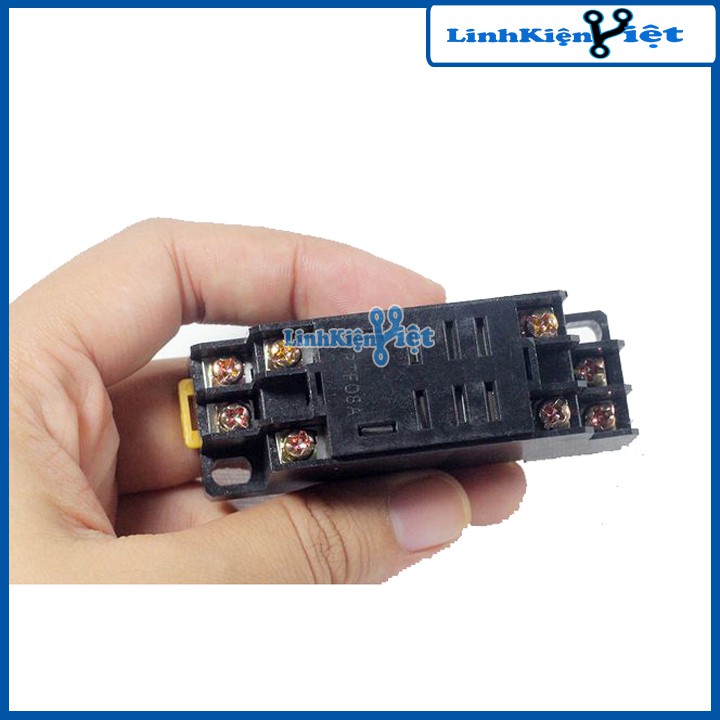 Đế Relay Omron 8P PTF-8A