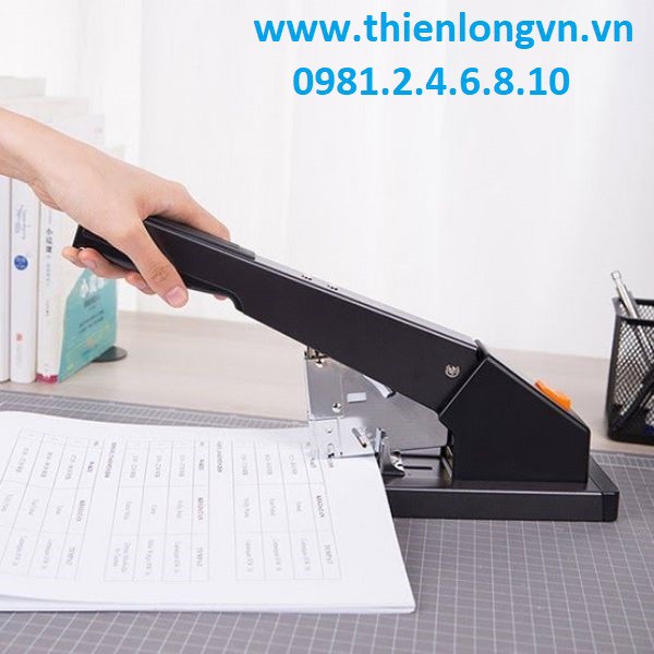 Dập ghim đại Deli 0396 I Dập 210 tờ / lần