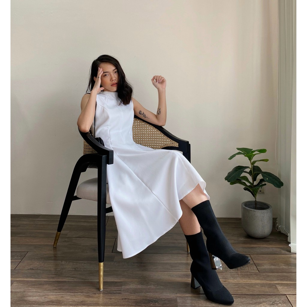 ĐẦM SÁT NÁCH DÁNG XOÈ - D1142 | BigBuy360 - bigbuy360.vn