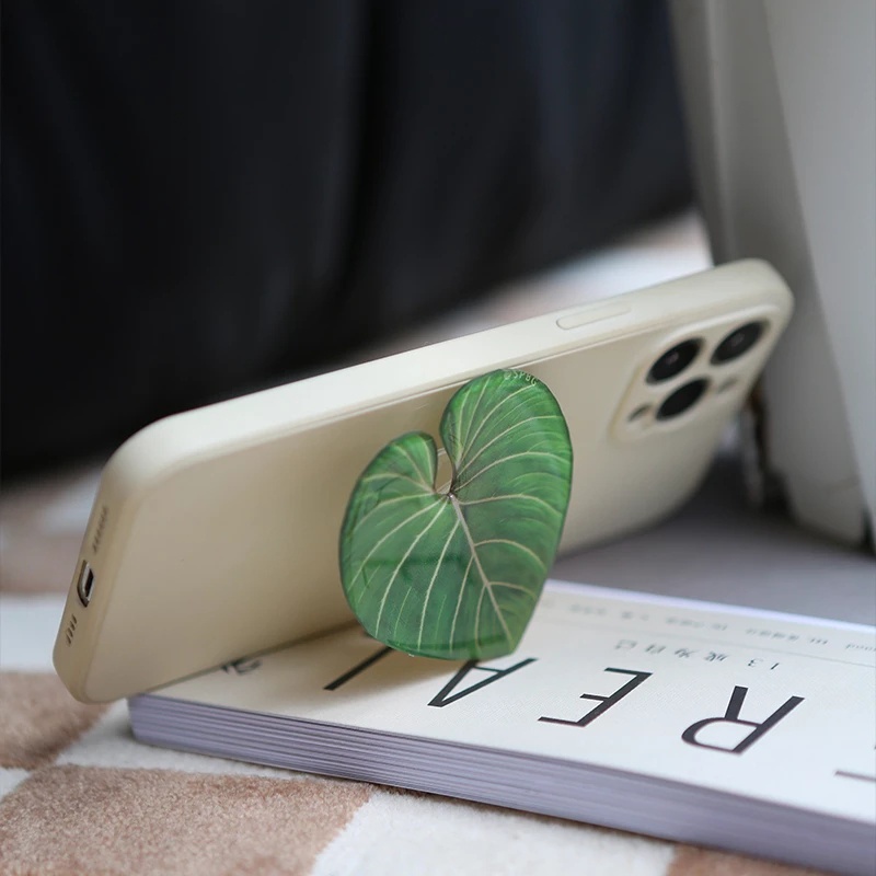 Giá Đỡ Điện Thoại Có Thể Gập Lại Hình Chiếc Lá Xinh Xắn Cho iPhone13
