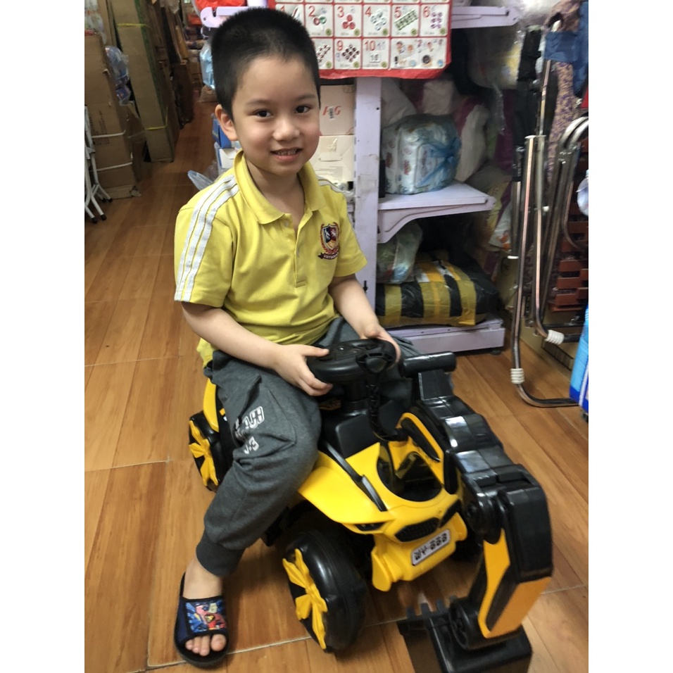 Xe Cần Cẩu Chòi Chân Loại To Có Nhạc Đèn Điều Khiển Ngầu Múc Dễ Dàng