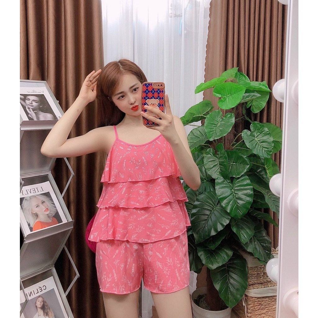 Set đồ ngủ 2 dây 3 tầng mềm mại vải lụa hàn thoáng mát , với họa tiết mới lạ siêu xinh freesize dưới 57 tùy chiều cao