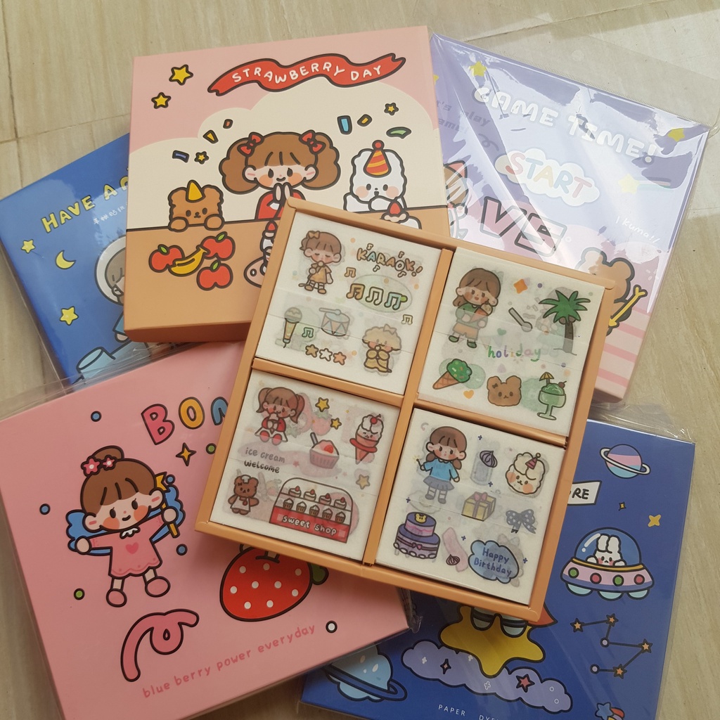 Miếng dán Sticker trang trí hoạt hình ngẫu nhiên, kích thước 8x8cm Decofu
