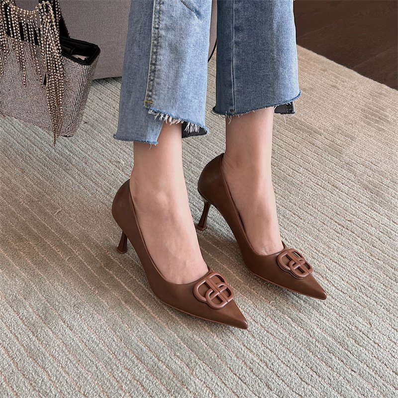 Giày Cao Gót Nữ- Giày Công Sở QBEL Da Mềm Mũi Nhọn 6p Thời Trang Full Box