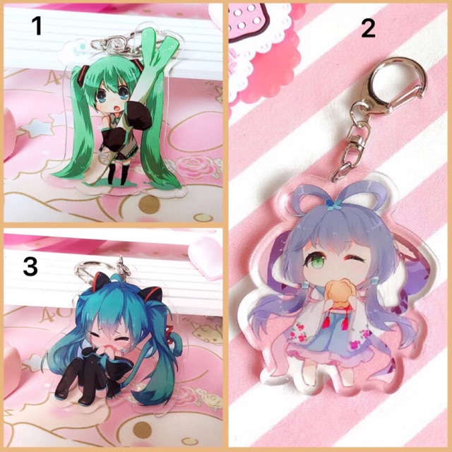 Móc khoá anime miku chất liệu mica
