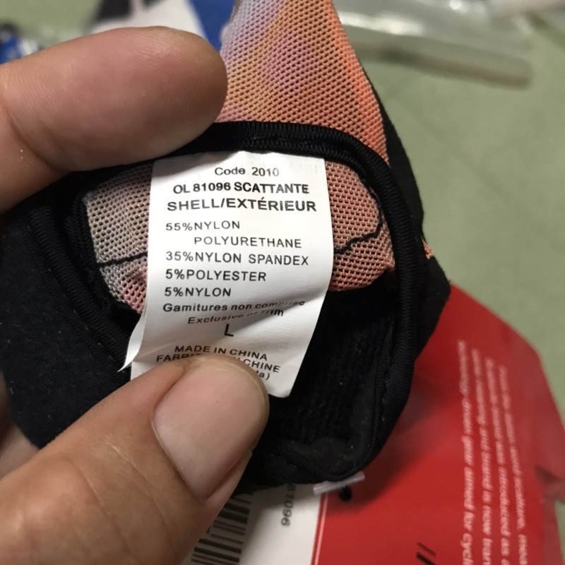 Găng tay Scattante hở ngón