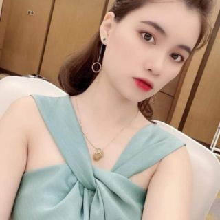 Áo lụa 2 dây bản to