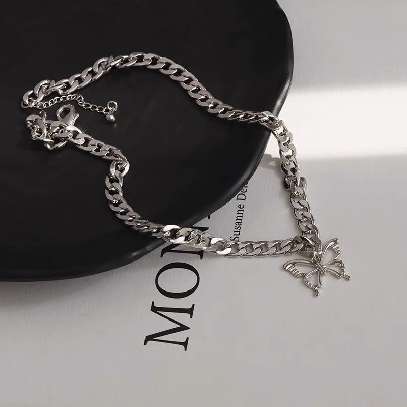 Dây chuyền kim loại mặt Butterfly dạng xích dành cho nữ cá tính