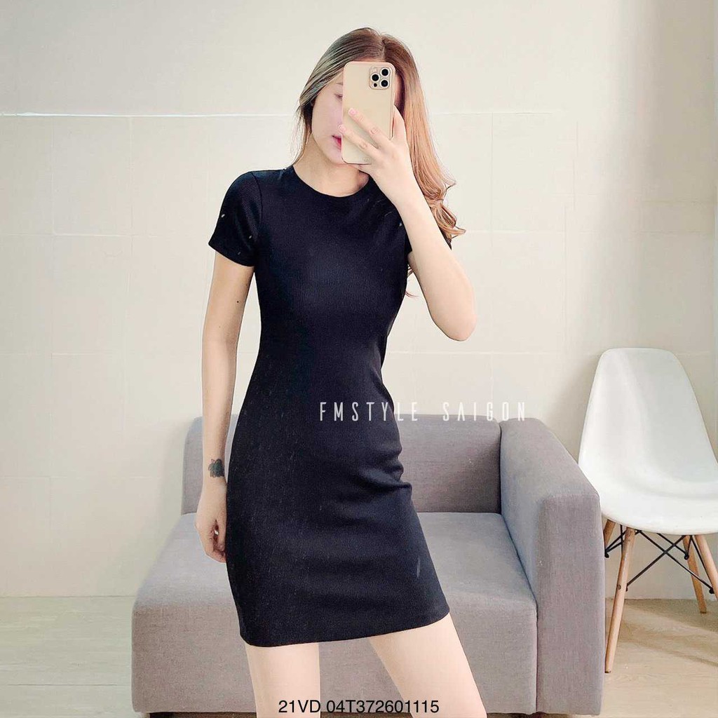 [Mã SKAMSALEP6 giảm 10% tối đa 100K đơn 150K] Đầm gân body tay ngắn ulzzang thời trang nữ FMStyle SaiGon 21VD04T372601 | BigBuy360 - bigbuy360.vn