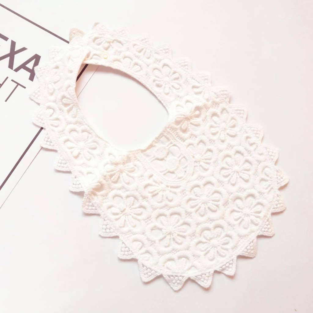 Yếm ren cotton công chúa