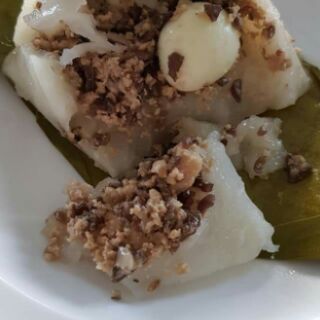Khuôn bánh giò