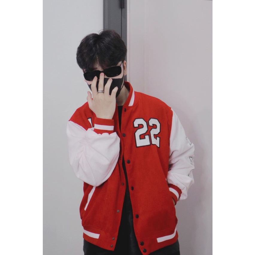 Áo Khoác Nam Nữ Nhung Tăm Jacket Varsity Graffiti King 2 Brand V2 Màu Đỏ