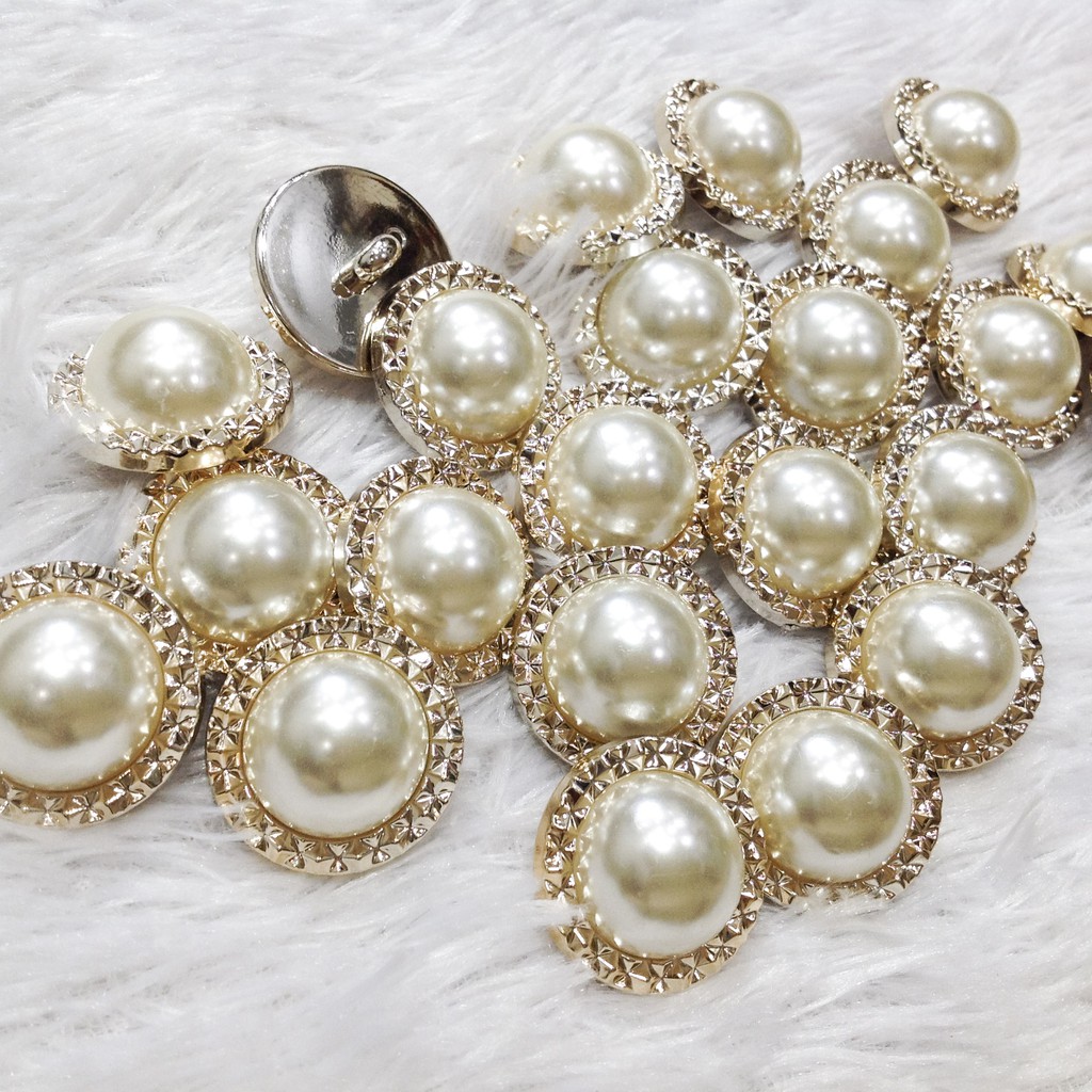 Cúc áo dạ hạt trai viền vàng nút khoác tweed kem đính kết trang phục nhiều size