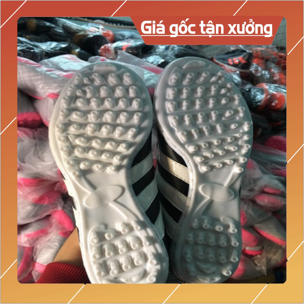 {FLASH SALE} [HCM] Giày đá bóng giá sỉ 3 sọc đen