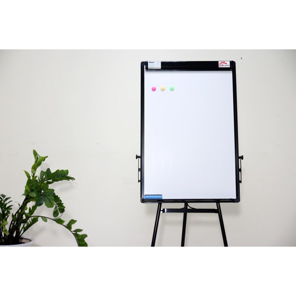 Bảng Flipchart Silicon FB-33( Kích thước mặt bảng 70X100cm) 3 chân rút