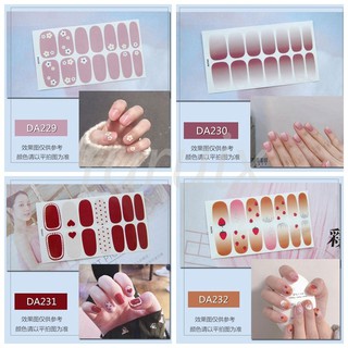 Miếng dán sọc cầu vồng trang trí móng tay