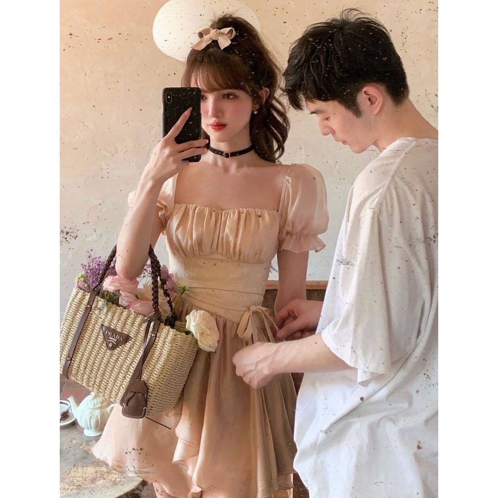 Đầm Công Chúa Cổ Vuông Tay Phồng Cột Dây Kiểu Pháp Thời Trang Mùa Hè 2022