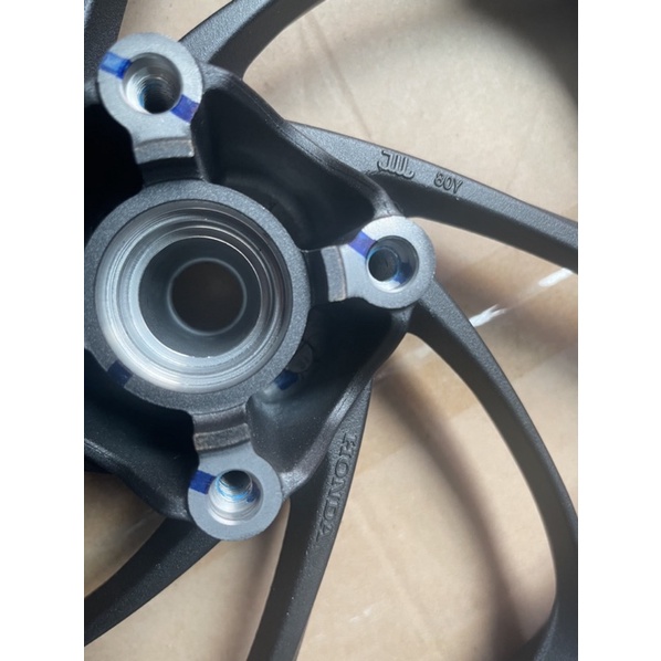 Bộ Mâm Vision 2021 trắng /đen ,hàng zin tháo xe chính hãng chưa qua sd