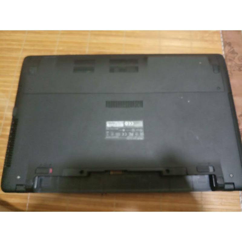 Xác laptop asus x552l