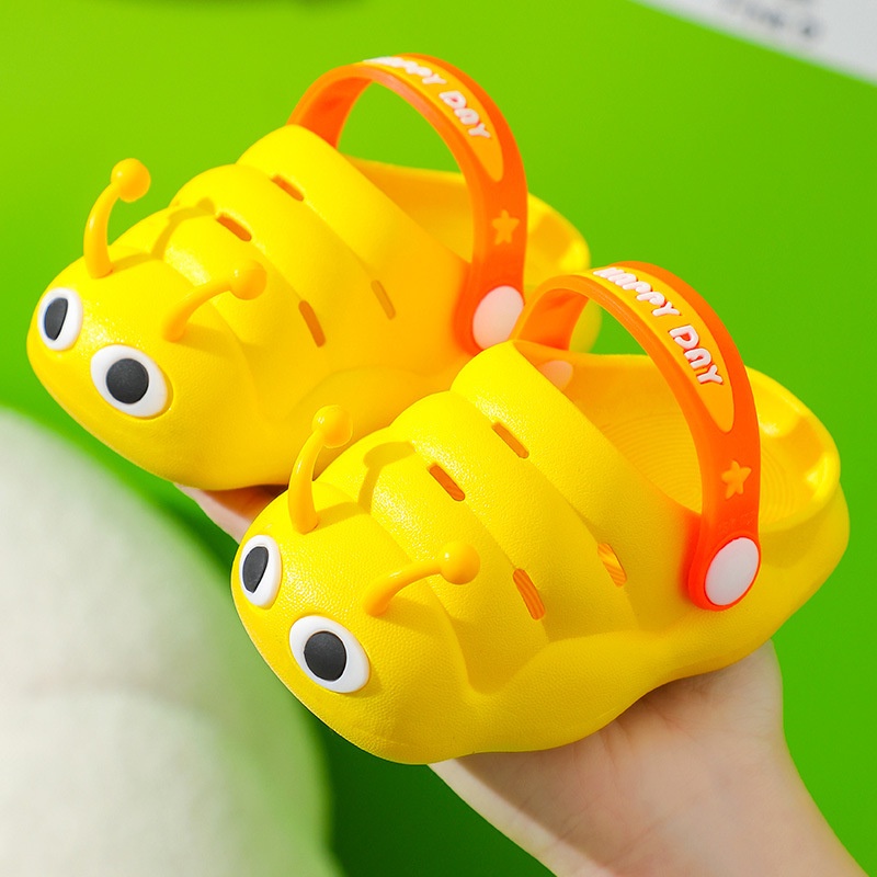 Dép crocs Đế Mềm Chống Trượt Đục Lỗ Hình Sâu Bướm Xinh Xắn Cho Bé 0-2 Tuổi