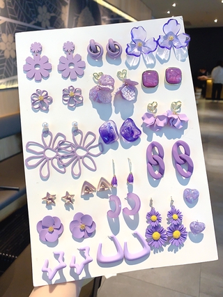 Khuyên Tai Tông Màu Tím Thời Trang Tinh Tế 2021 Dành Cho Bạn Nữ