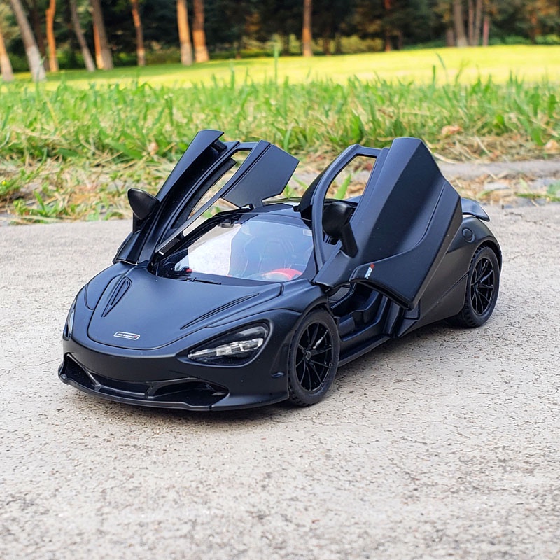 Xe mô hình McLaren 720S 1:32 JF