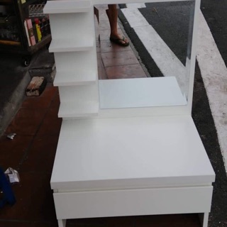 Bàn phấn mini không đèn