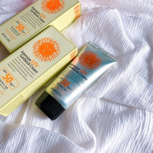 Kem chống nắng 3W Clinic Intensive UV Sunblock Cream SPF 50 PA+++ 70 ml